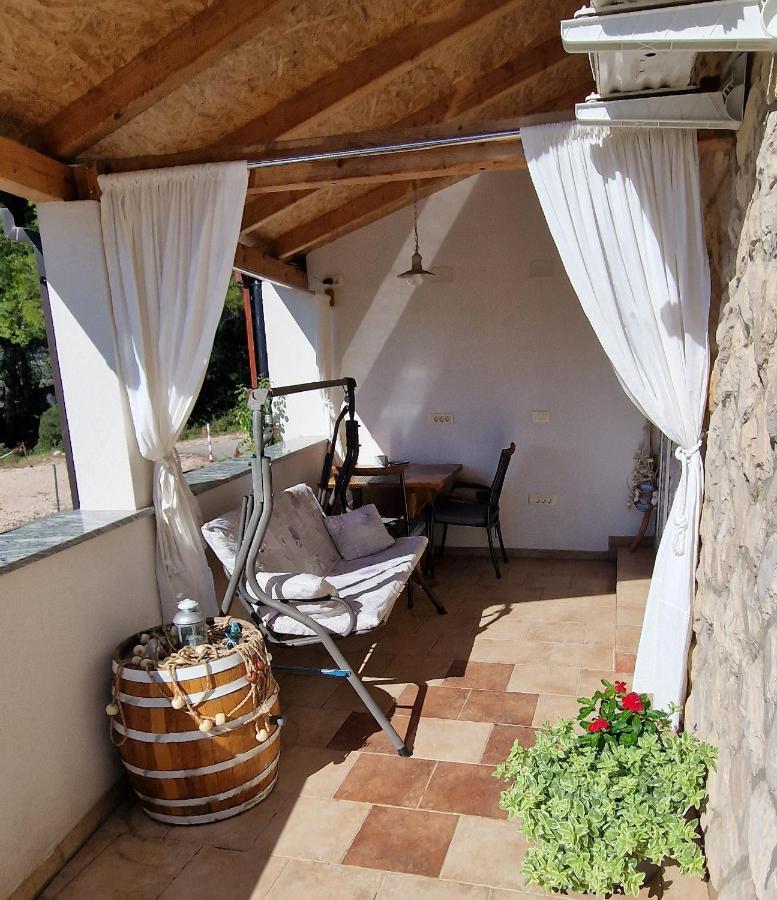 Apartmani Dutkovic Vrboska Exterior foto