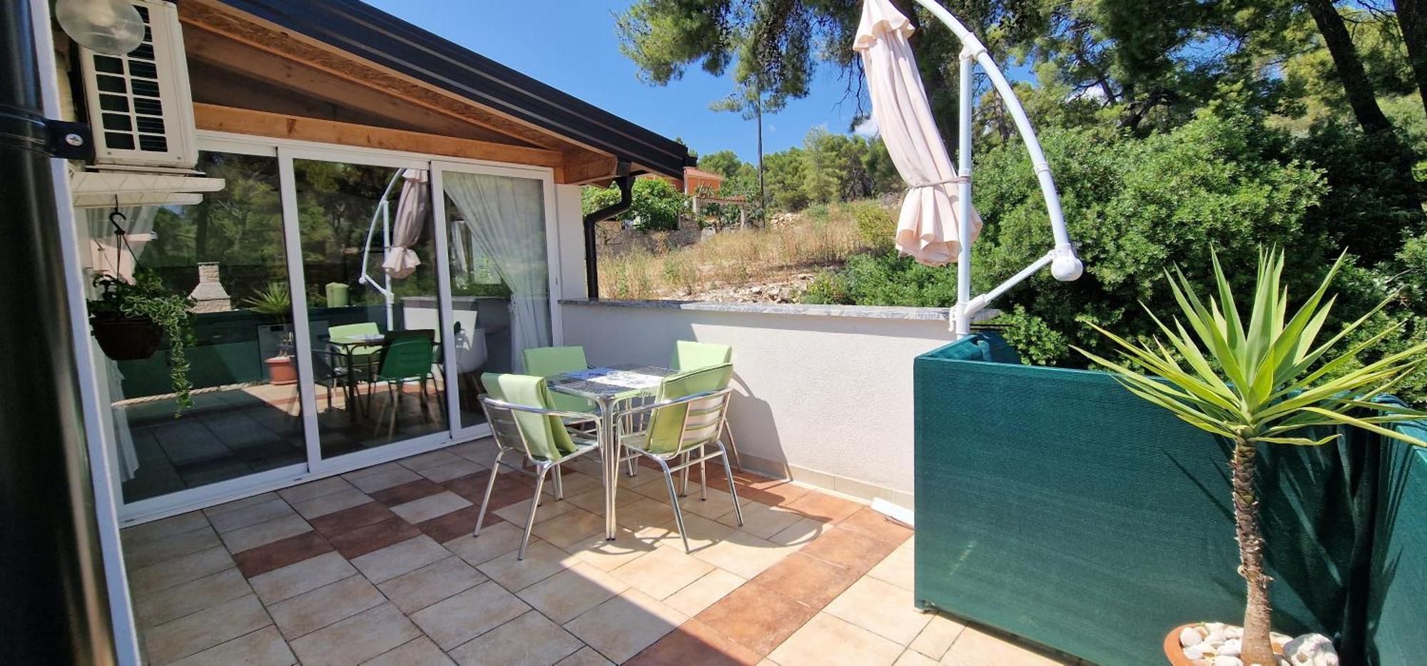 Apartmani Dutkovic Vrboska Exterior foto